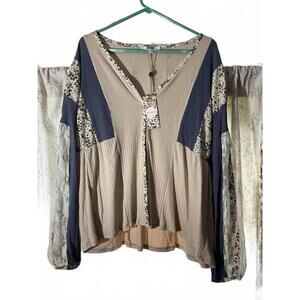 Gimmicks from Buckle Large  Boho Mixed Fabric Cardigan/ Blouse NWT